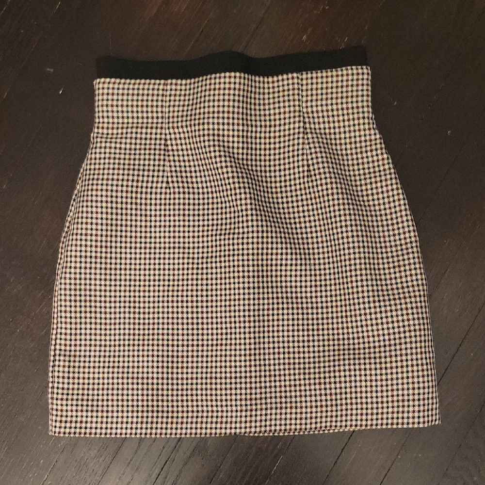 Zara Black and Cream Houndstooth Mini Skirt